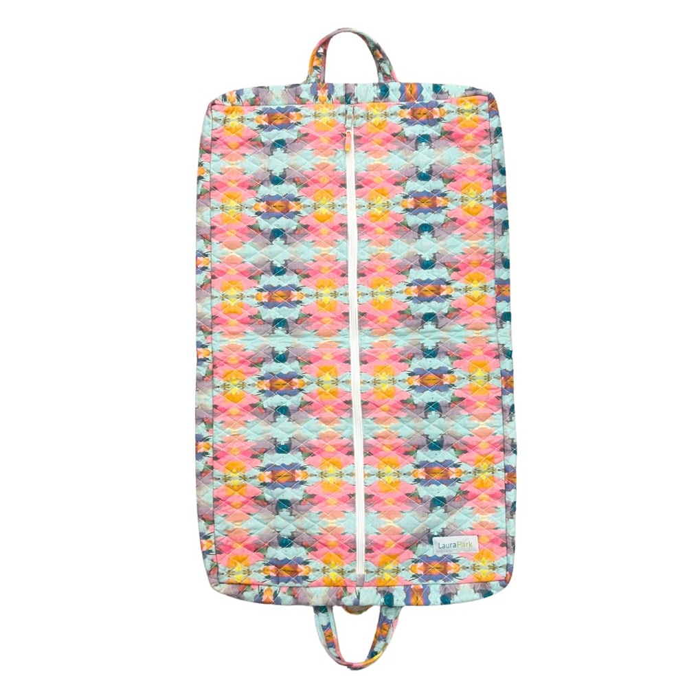 Laura Park Antigua Smile Garment Bag